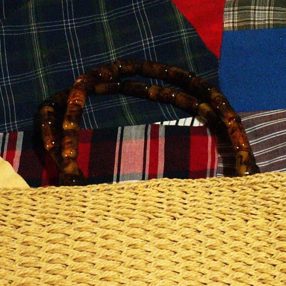 TORTOISE SHELL BEAD HANDLE STRAW BAG - Picture 2 of 2